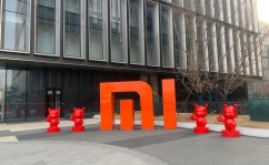 「吃瓜前线」“年轻人的第一片卫生巾”要来了？雷军评论区炸锅 2025-03-18 20：14·小平实时热评，91黑料不打烊吃瓜最新版