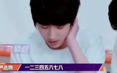 娱乐吃瓜君贺峻霖严浩翔,揭秘娱乐圈幕后故事