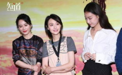 女主进入娱乐圈吃瓜群众,女主吃瓜成焦点