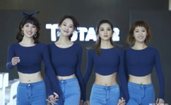 女主进入娱乐圈吃瓜群众,女主吃瓜成焦点